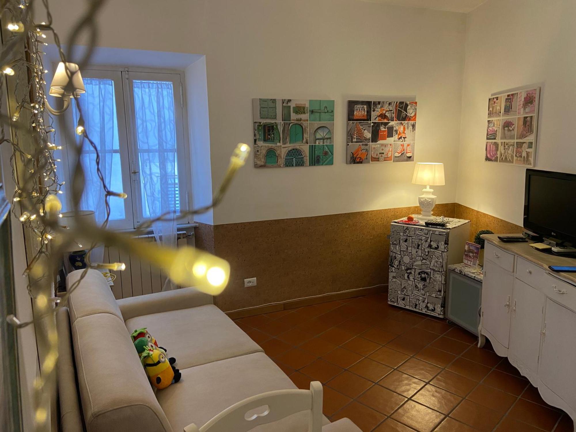 Magenta Luxury Montevecchio *