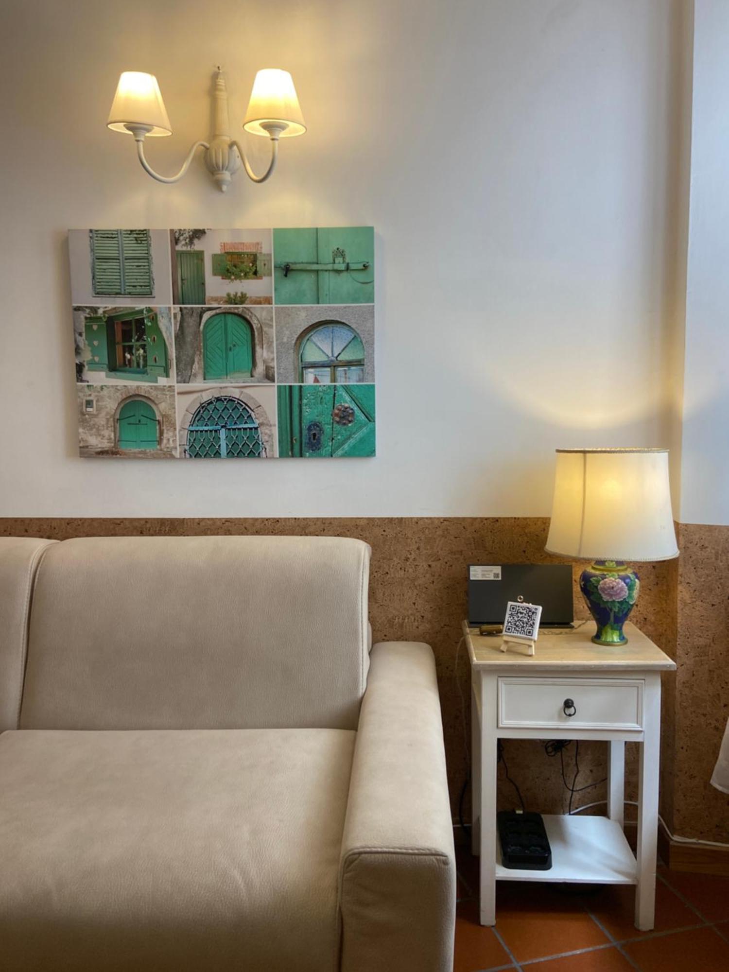 Magenta Luxury Montevecchio Roma